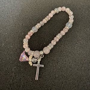 BohoHippie Friendship Bracelets, great as Christmas gifts.